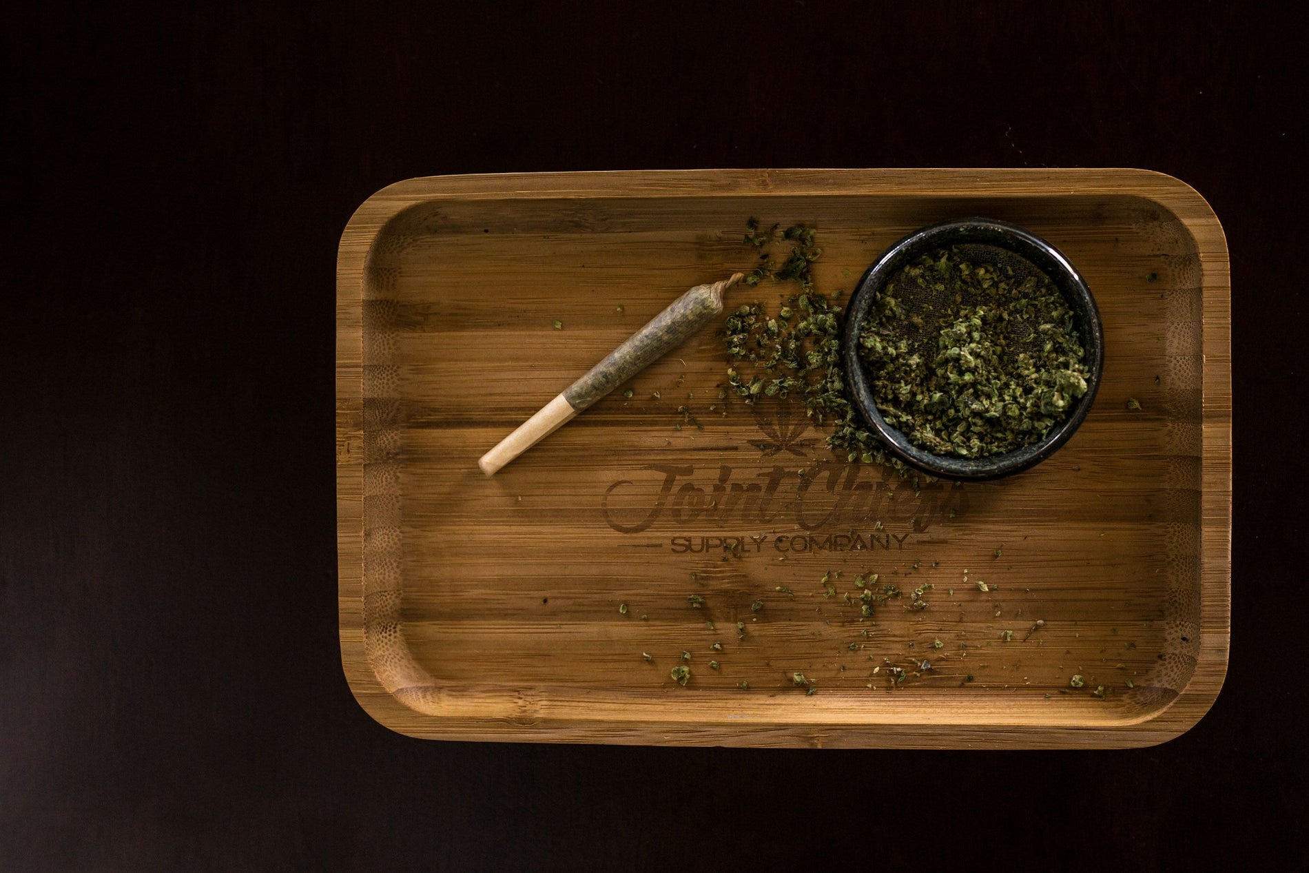 How to Cut Marijuana Buds - Gamut Packaging