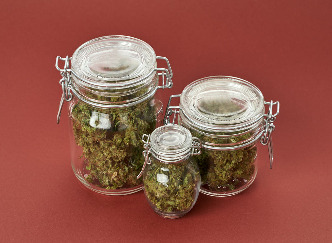 A Guide to Cannabis Jar Sizes - Gamut Packaging